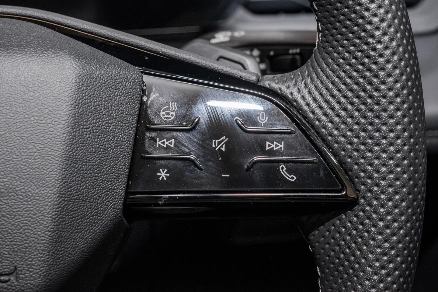 Image about Audi Q6 Sportback e-tron e-tron quattro
