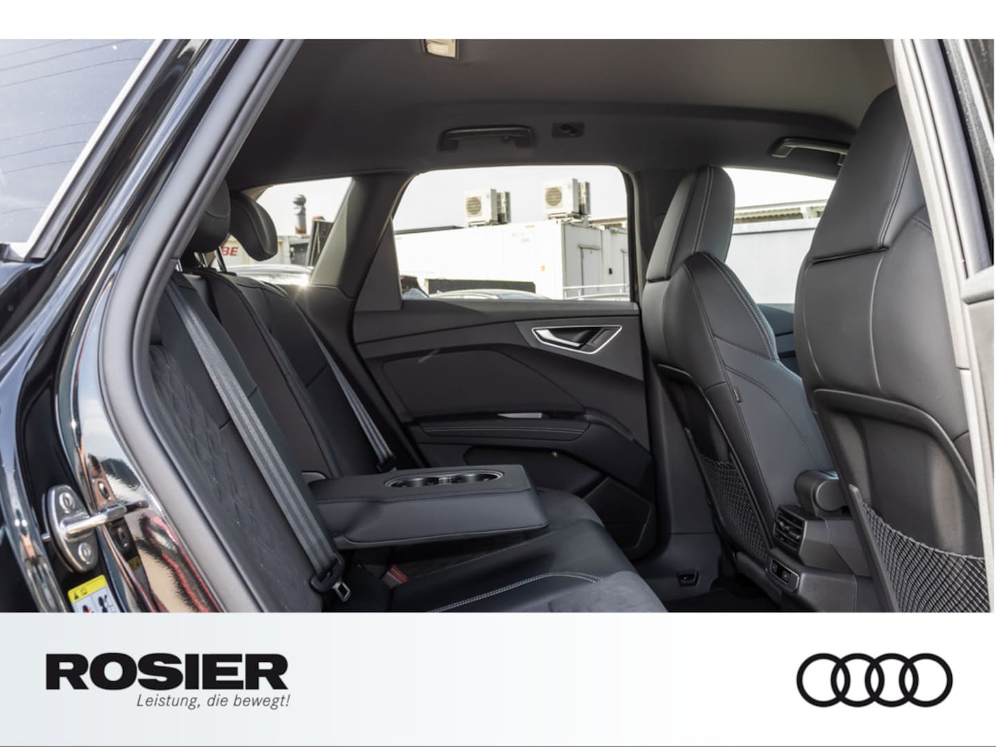Bild über Audi Q4 e-tron 45 e-tron quattro - für weitere Informationen kontaktieren Sie den Audi Partner