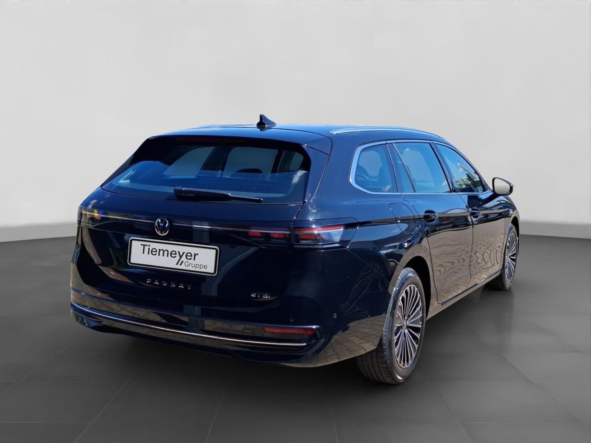 Volkswagen Passat Elegance
