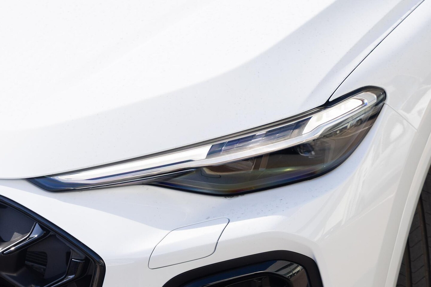 Image about Audi Q5 SUV e-hybrid quattro S tronic