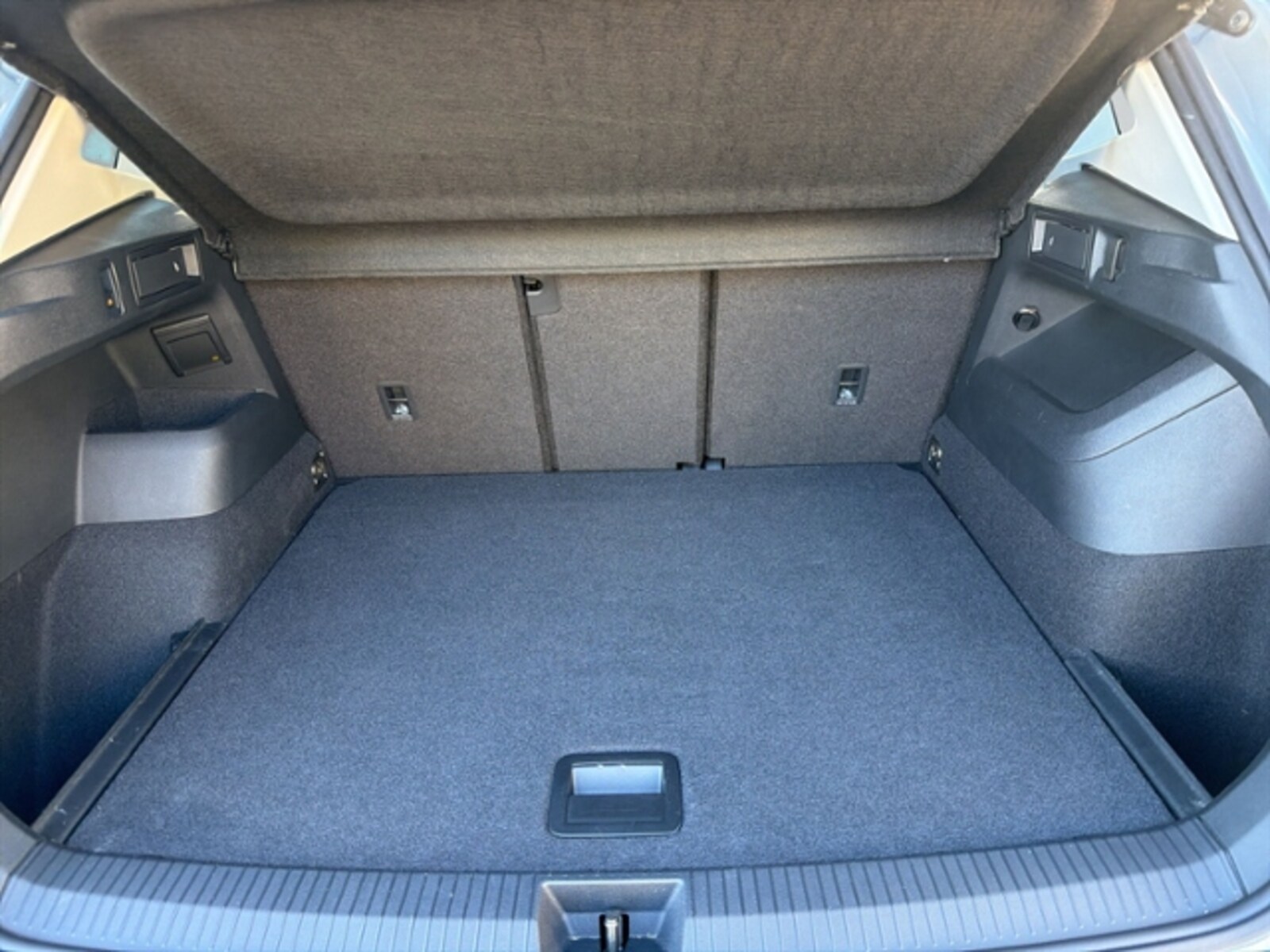 Volkswagen Tiguan – Bild 7