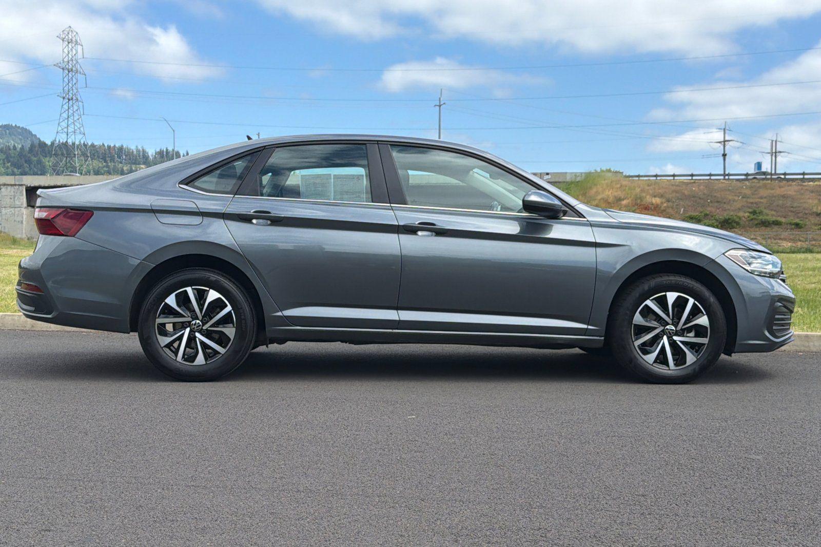 3VW5M7BU1RM091211