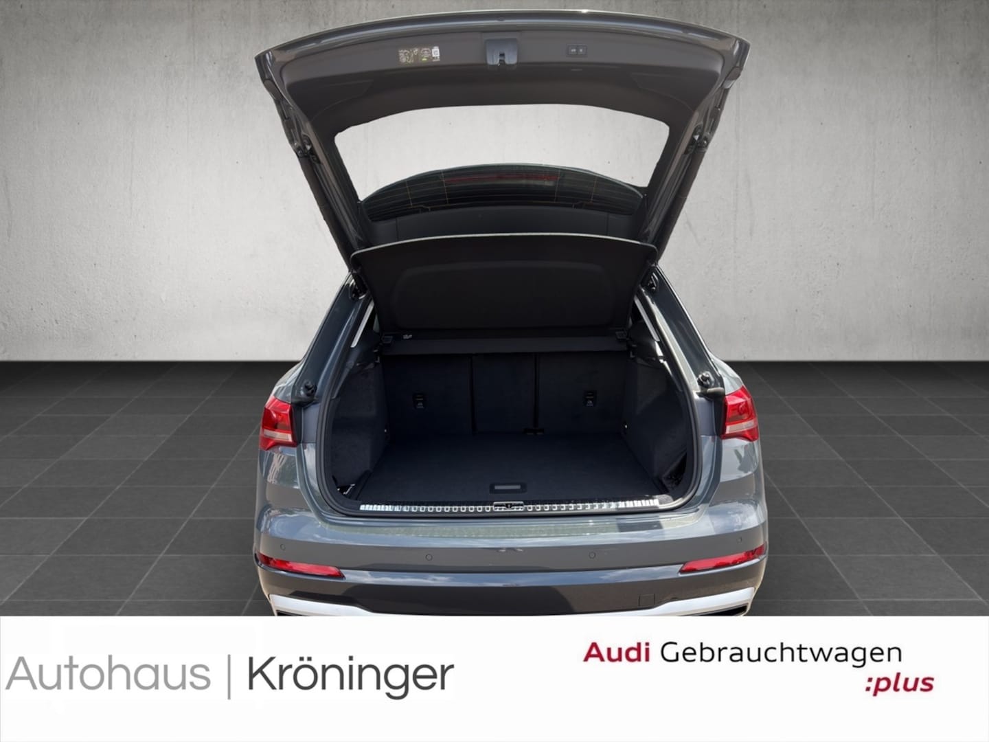Bild über Audi Q3 TFSI 110 kW S tronic - für weitere Informationen kontaktieren Sie den Audi Partner