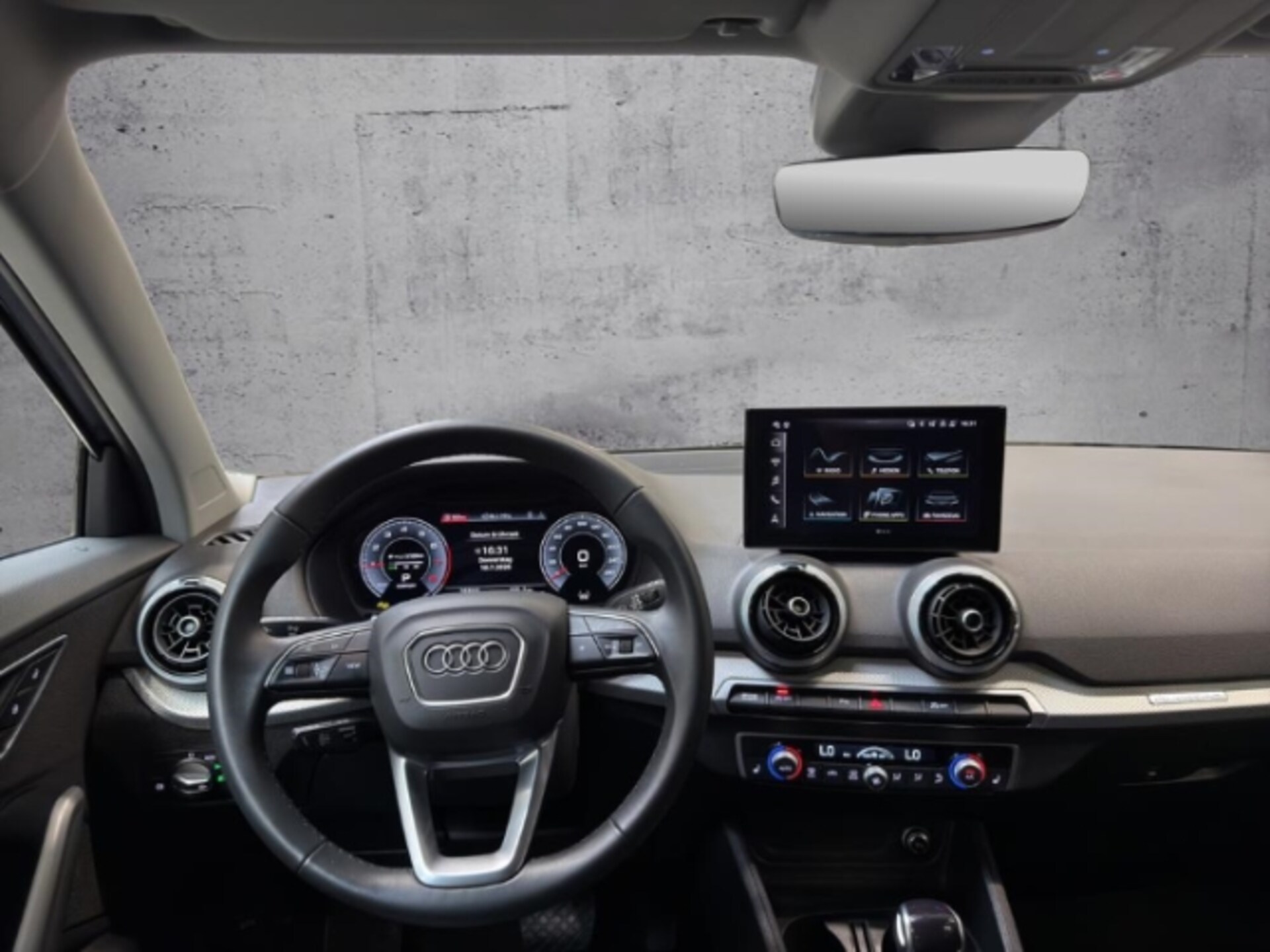 Audi Q2 S line