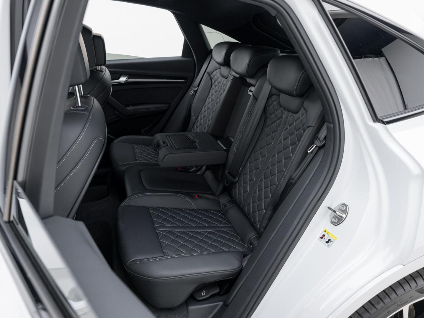 Bild über Audi Q5 Sportback 45 TFSI quattro S tronic - für weitere Informationen kontaktieren Sie den Audi Partner
