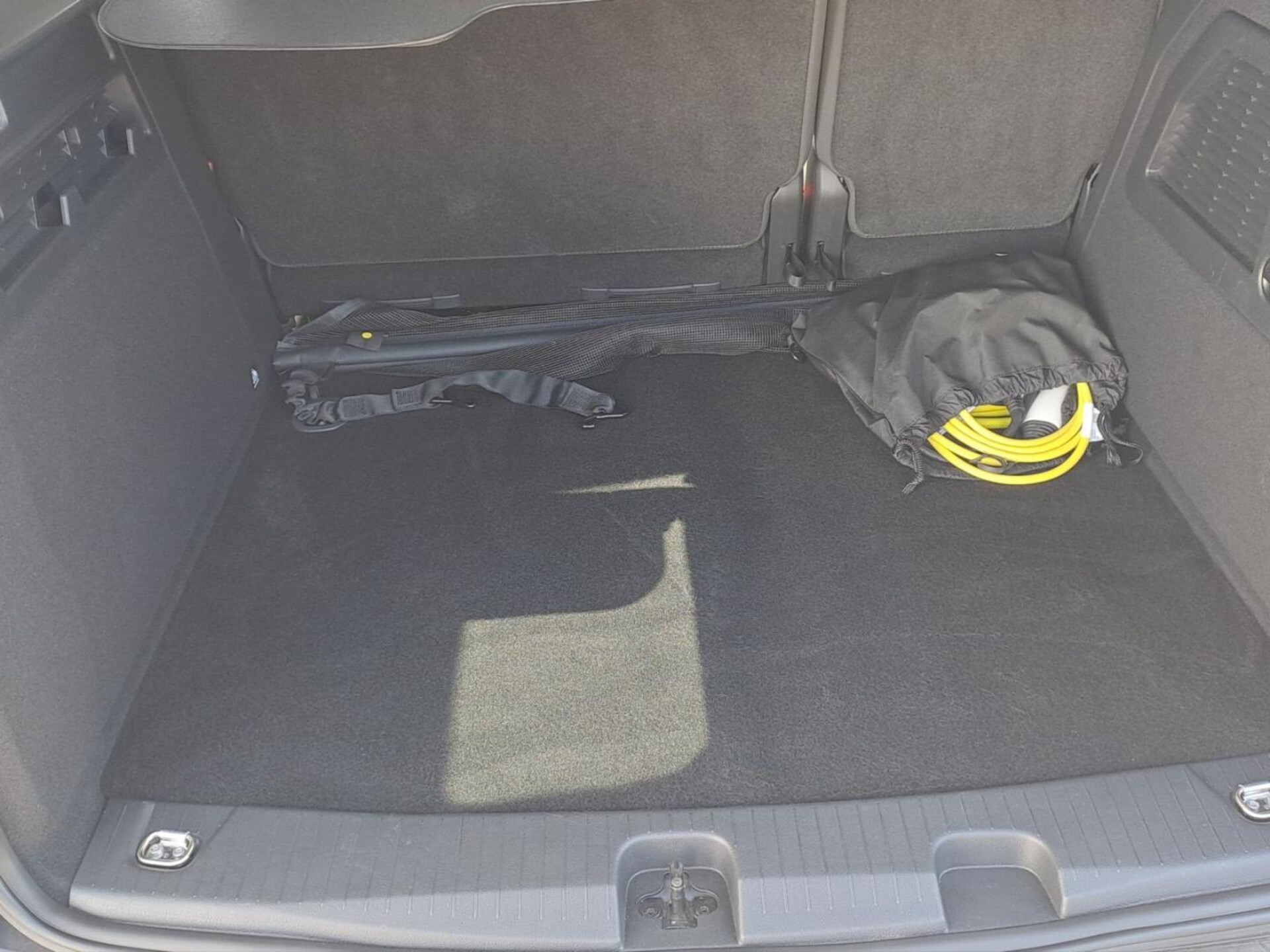 Volkswagen Caddy Basis-Modell