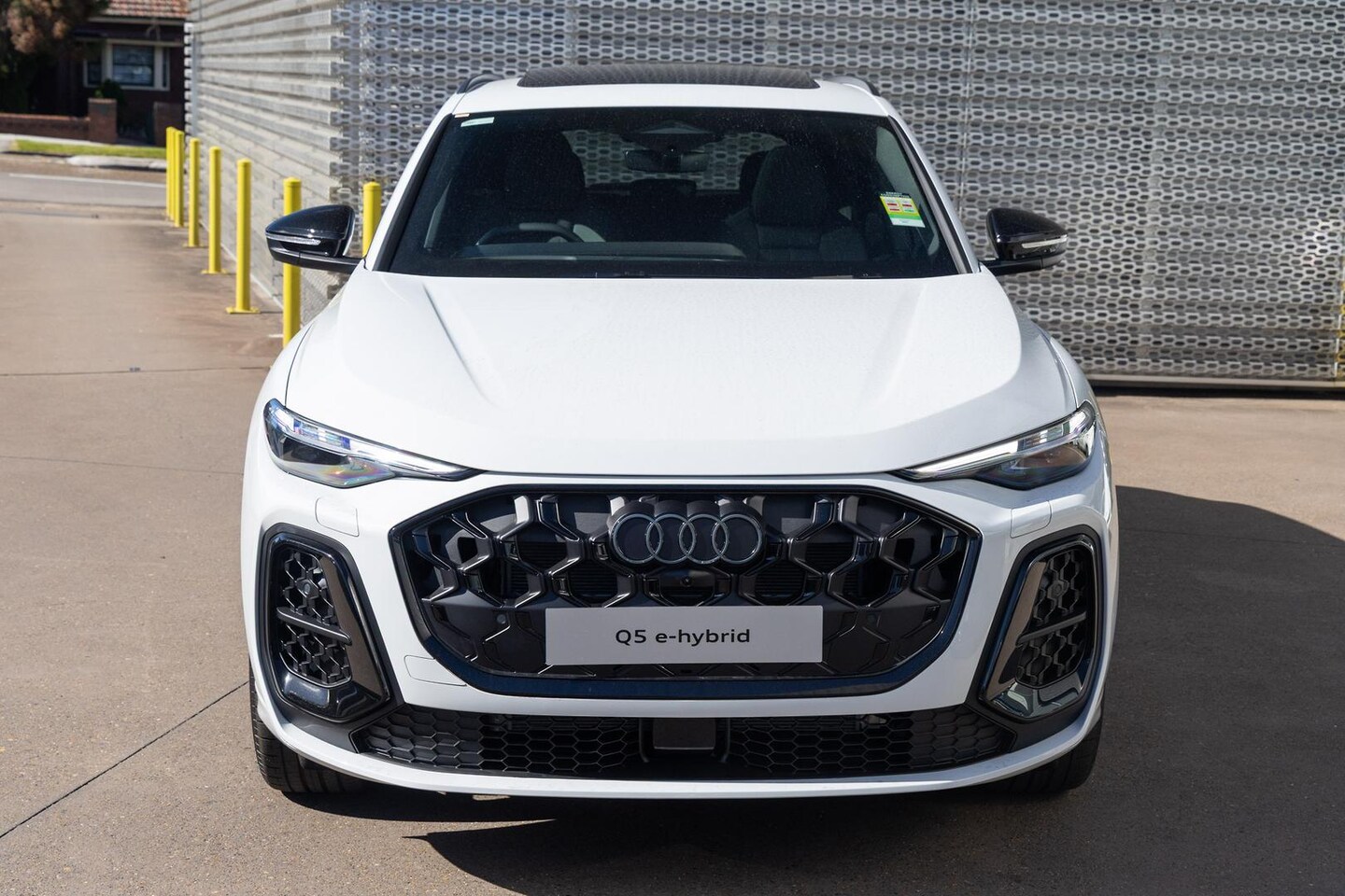Image about Audi Q5 SUV e-hybrid quattro S tronic