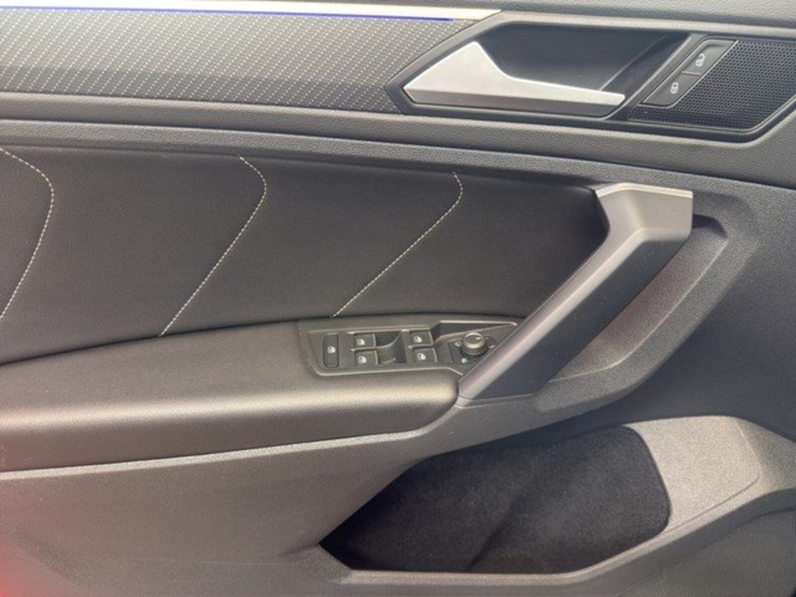 Volkswagen Tiguan – Bild 13