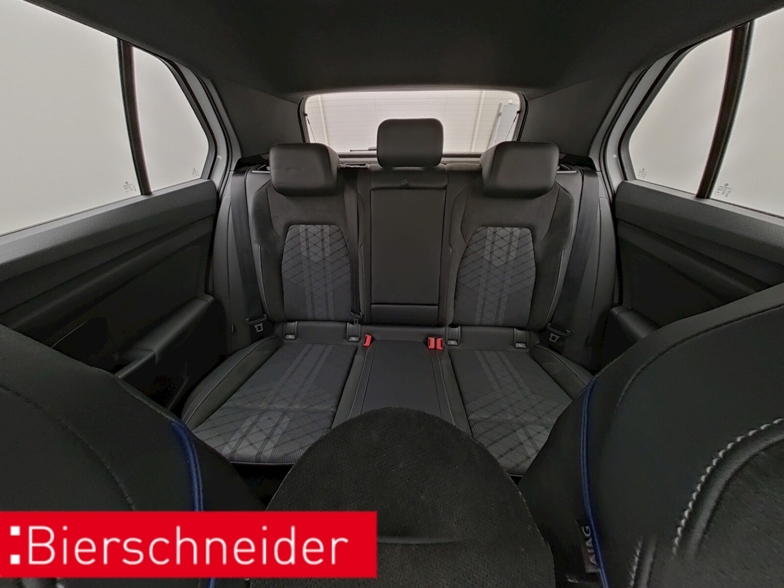 Volkswagen Golf – Bild 8