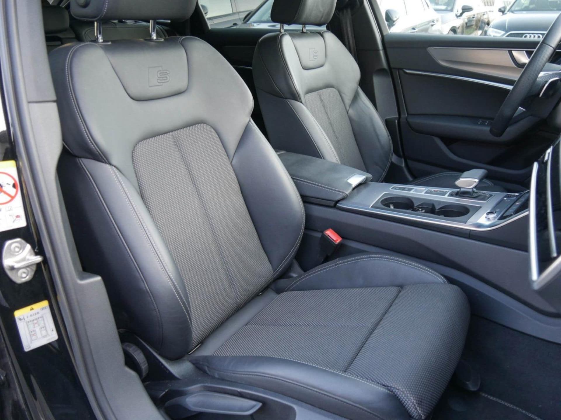 Audi A6 Avant Design