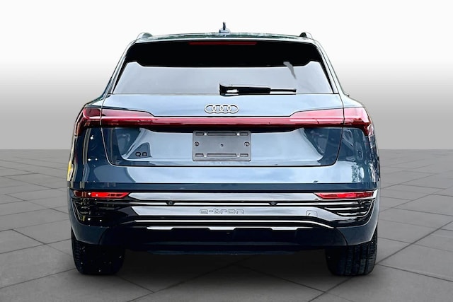 2024 Audi Q8 e-tron