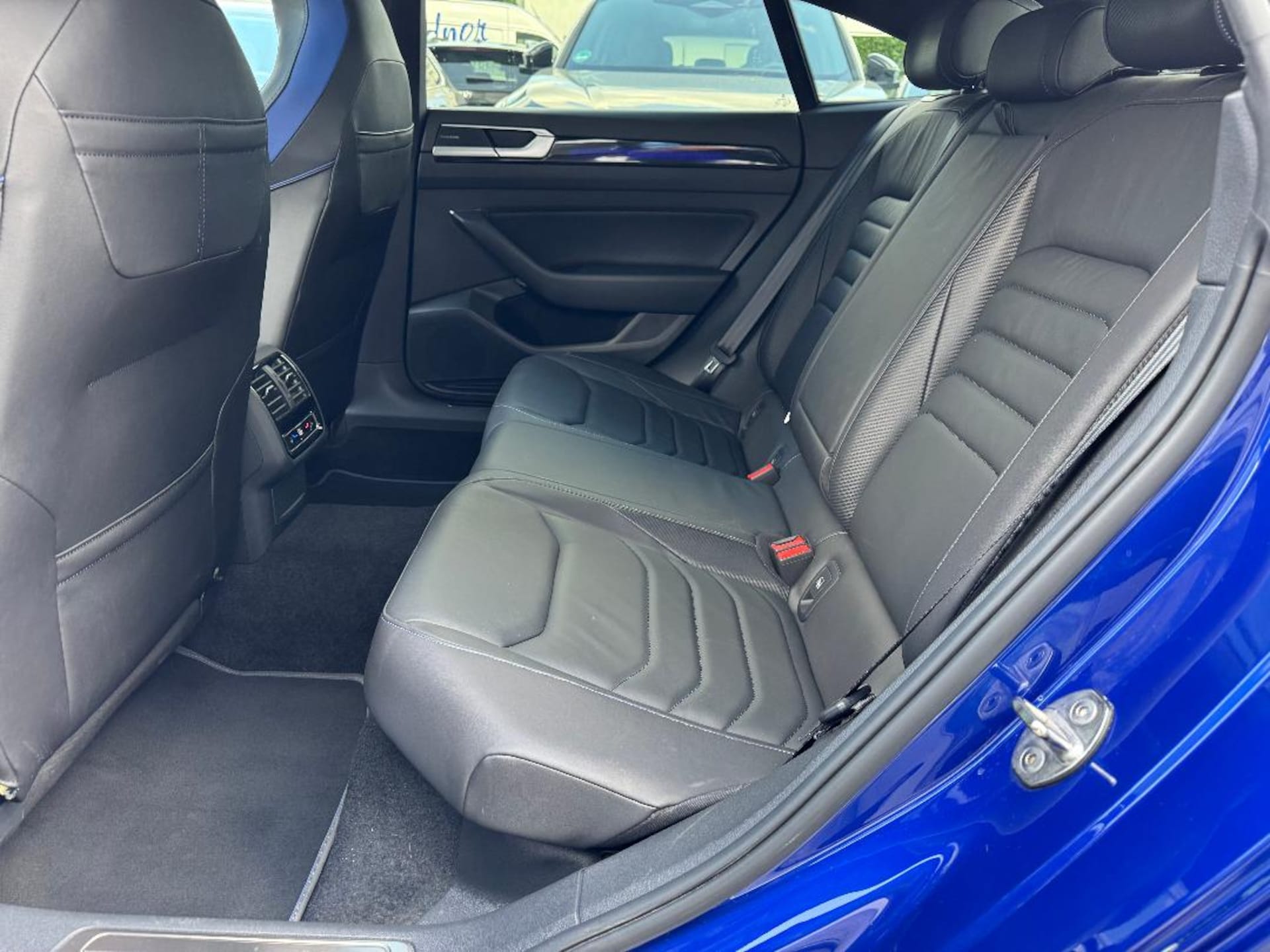 Volkswagen Arteon R
