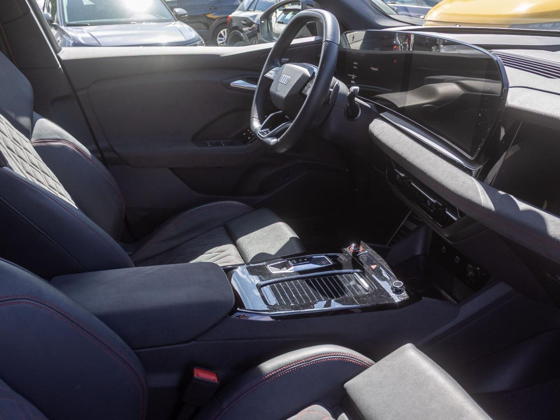 Audi SQ6 SUV e-tron