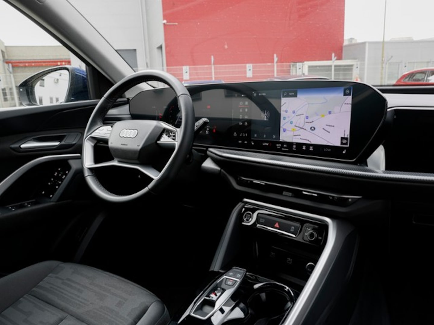 Bild über Audi Q5 SUV TFSI 150 kW S tronic - für weitere Informationen kontaktieren Sie den Audi Partner