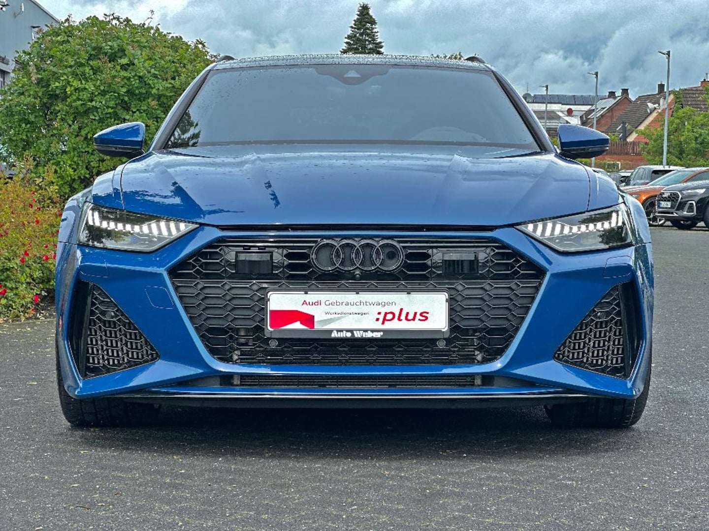 Bild über Audi RS 6 Avant performance quattro tiptronic - für weitere Informationen kontaktieren Sie den Audi Partner