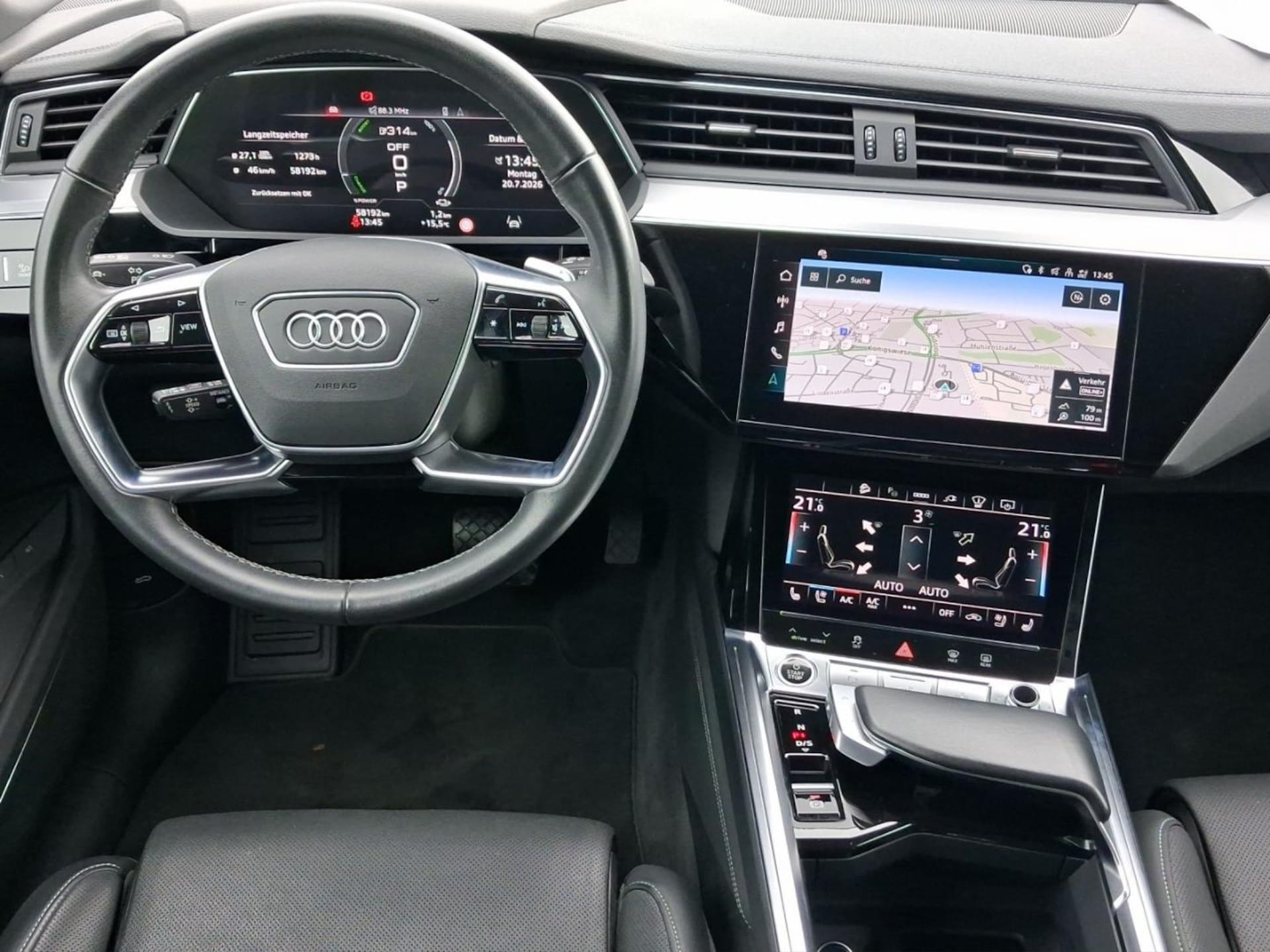 Audi Q8 Sportback e-tron Advanced