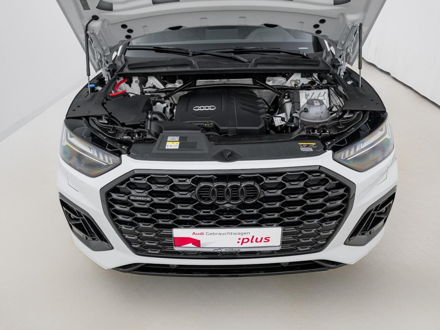 Bild über Audi Q5 Sportback 45 TFSI quattro S tronic - für weitere Informationen kontaktieren Sie den Audi Partner