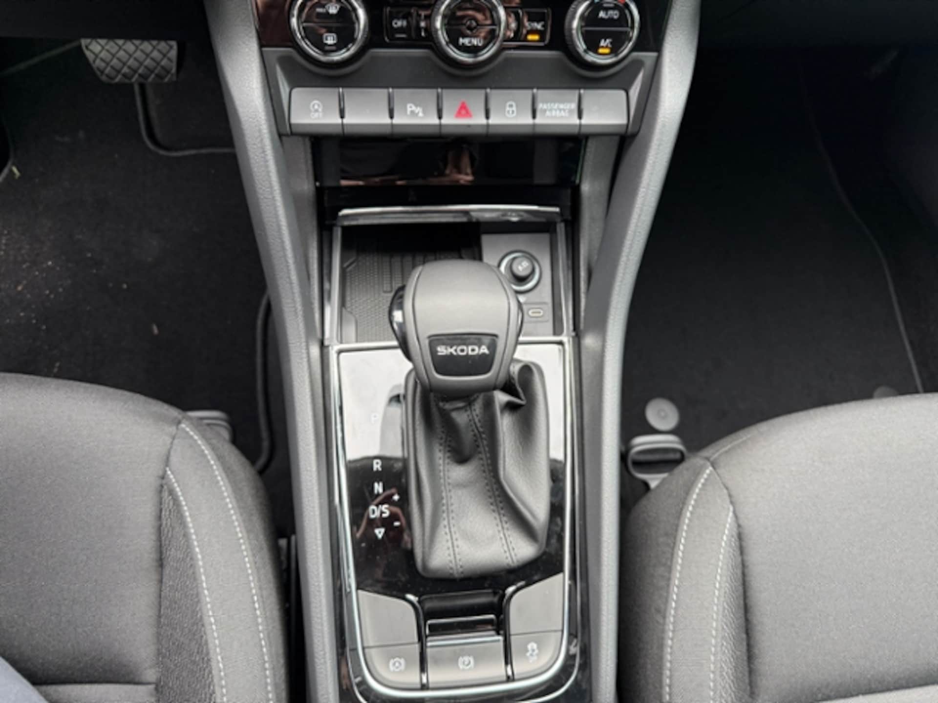 Skoda Karoq Selection