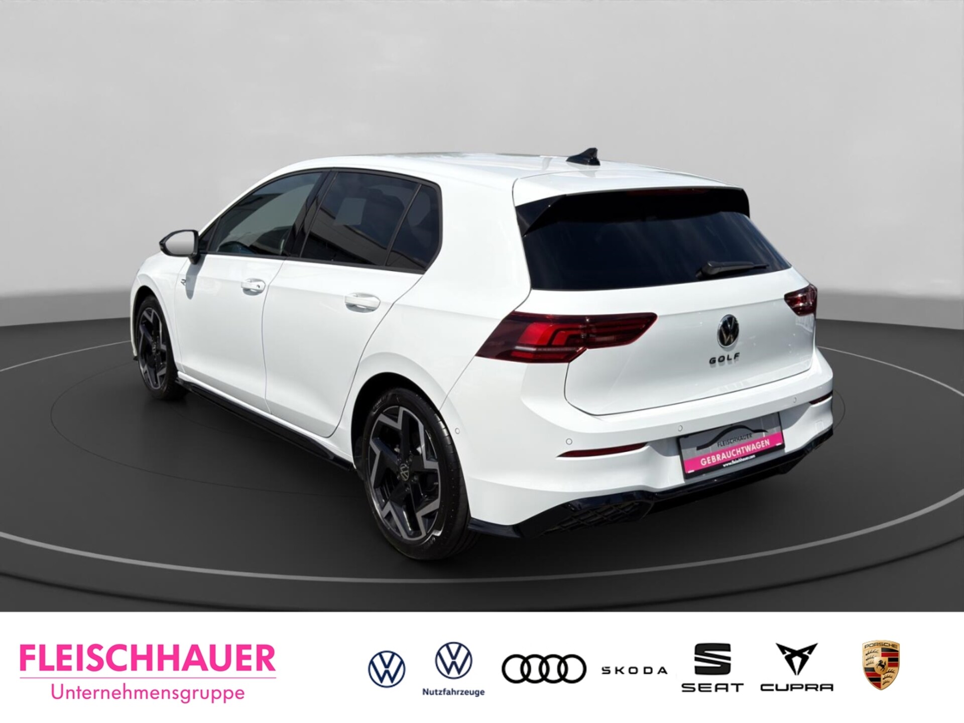 Volkswagen Golf R-Line