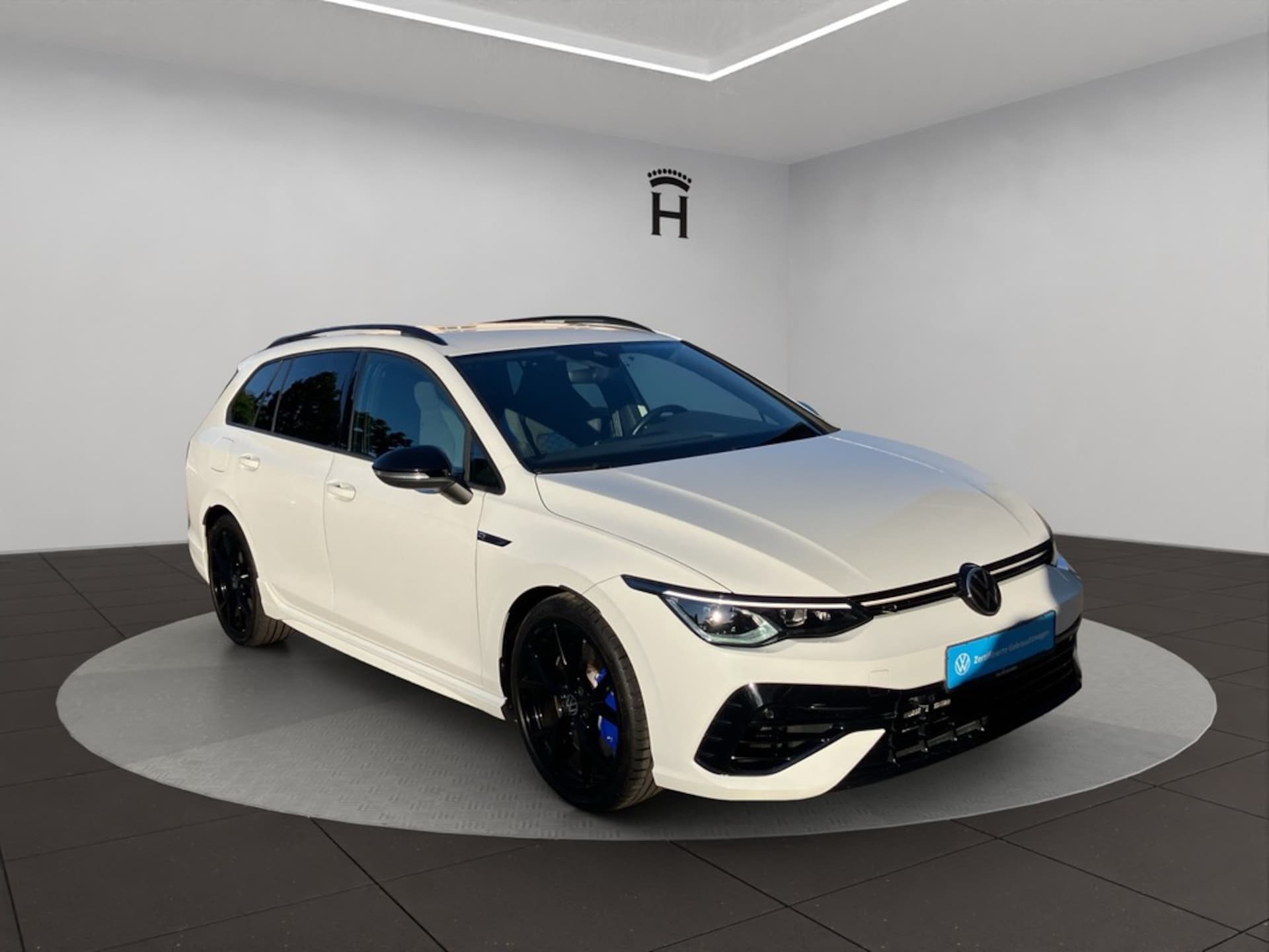Volkswagen Golf Variant R