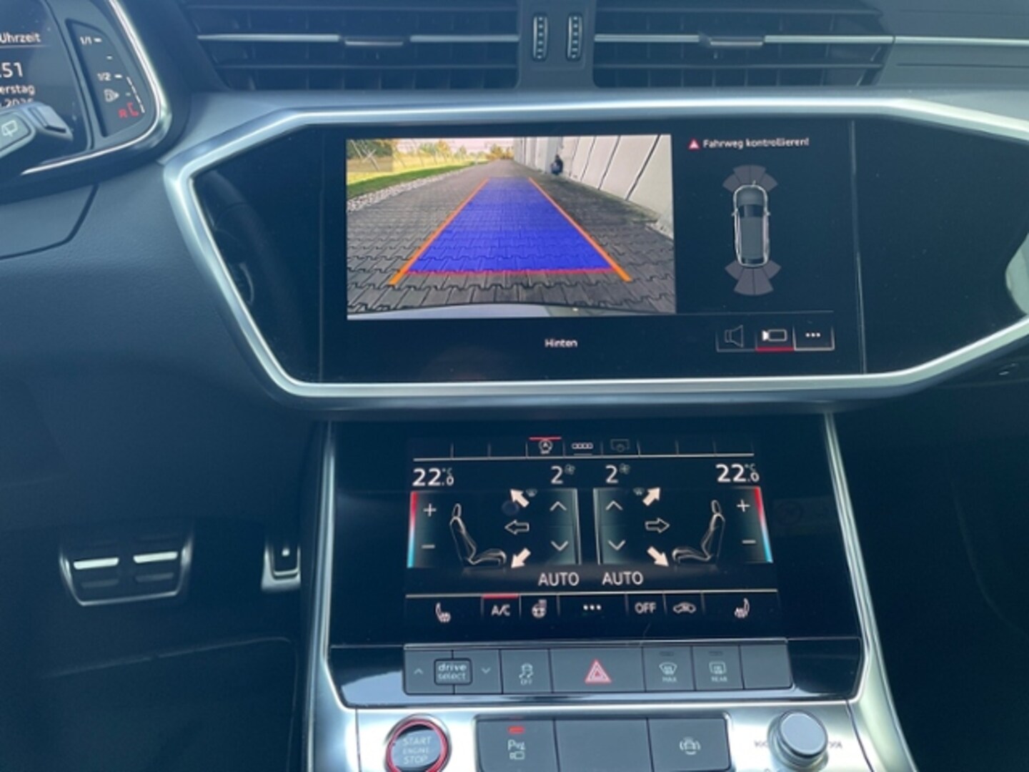 Bild über Audi S6 Avant TDI quattro tiptronic - für weitere Informationen kontaktieren Sie den Audi Partner