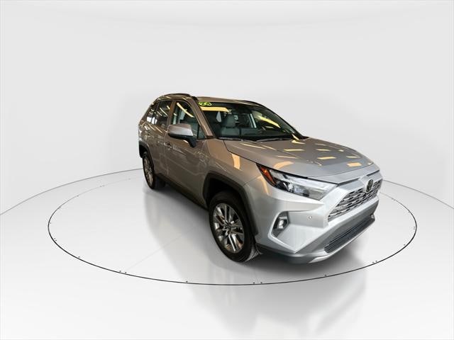 Used 2024 Toyota RAV4 Limited with VIN 2T3N1RFV4RC406318 for sale in Kansas City