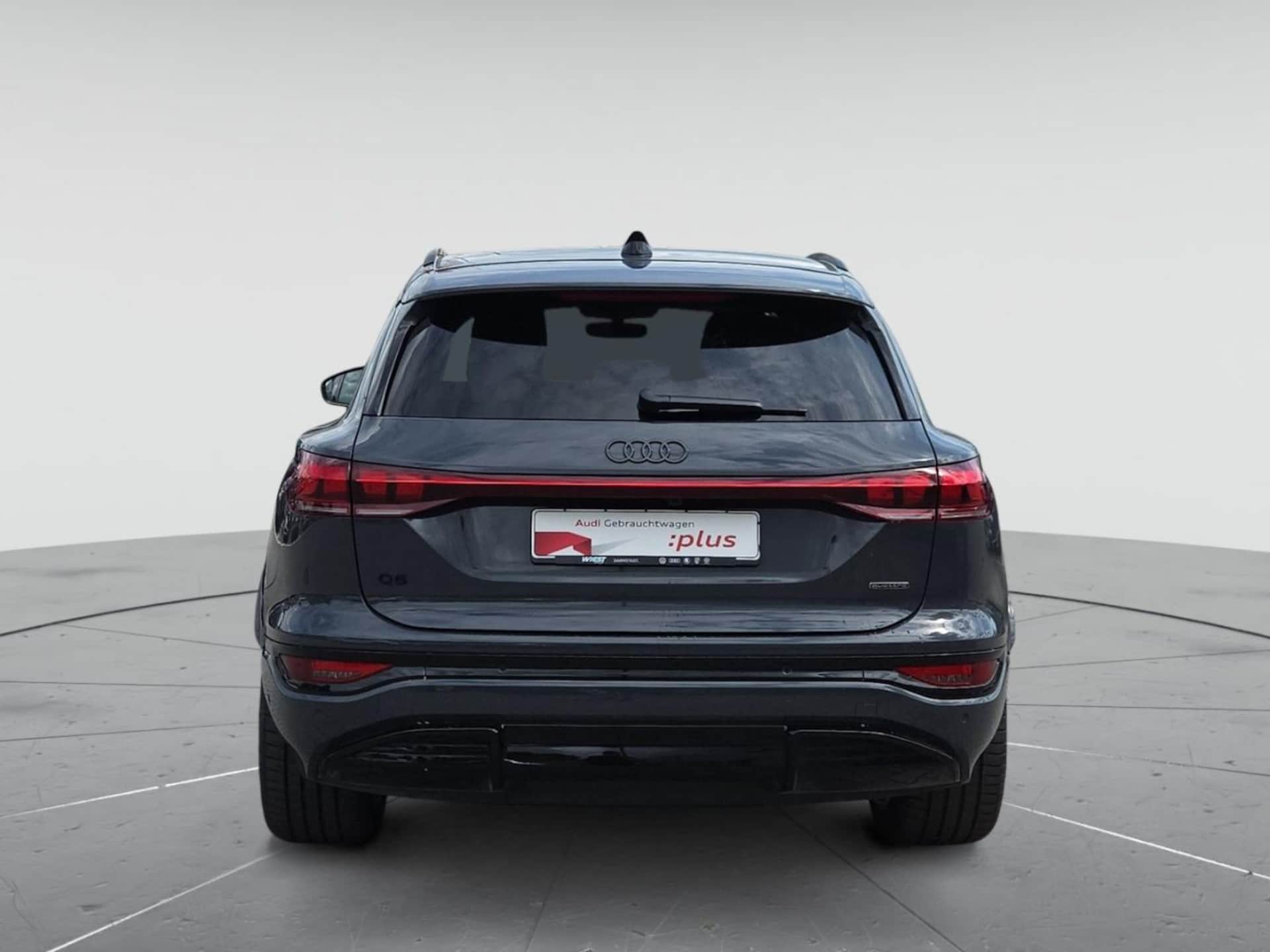 Audi Q6 SUV e-tron