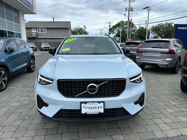 2024 Volvo XC40