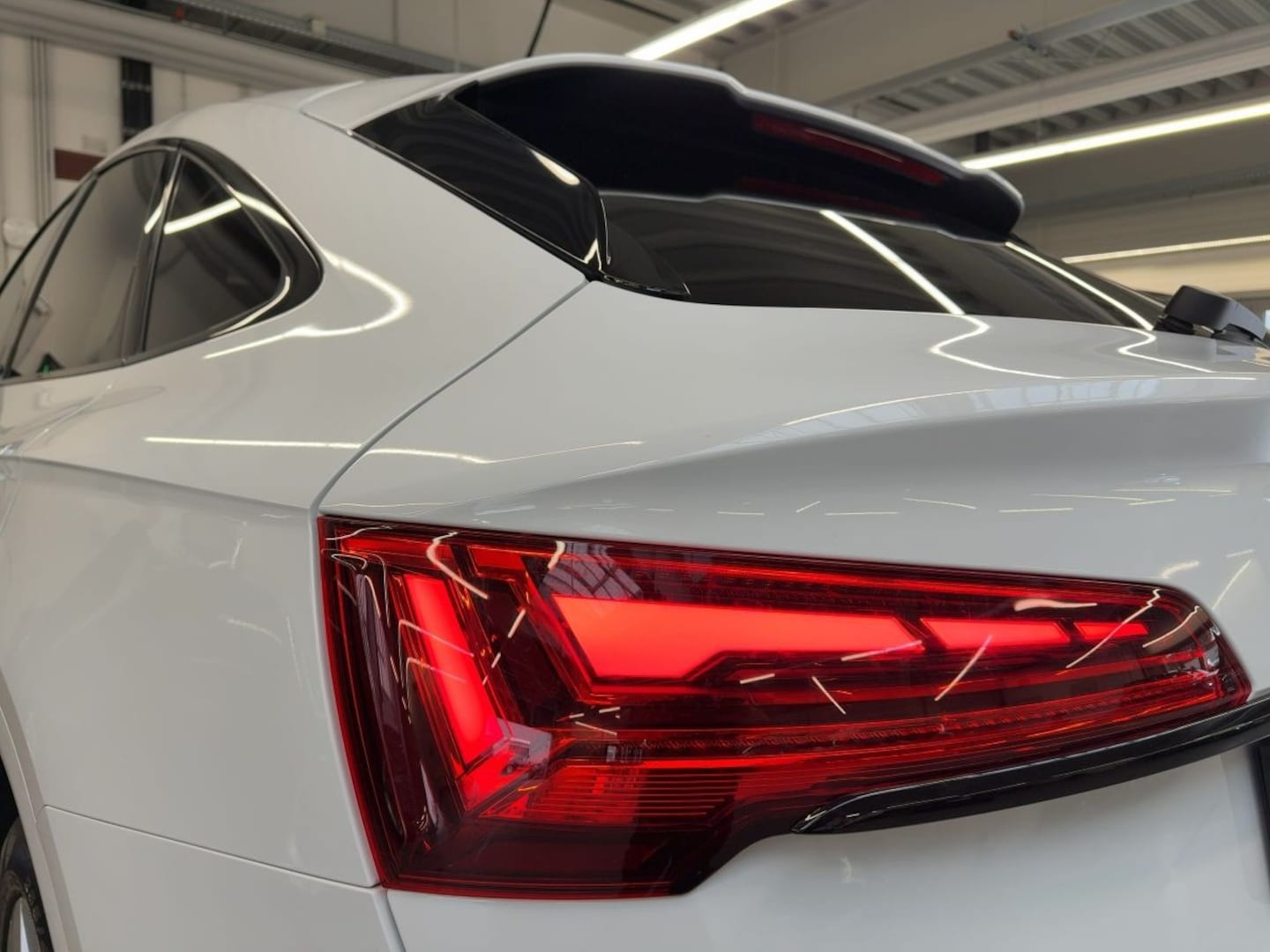 Bild über Audi Q5 Sportback 40 TDI quattro S tronic - für weitere Informationen kontaktieren Sie den Audi Partner