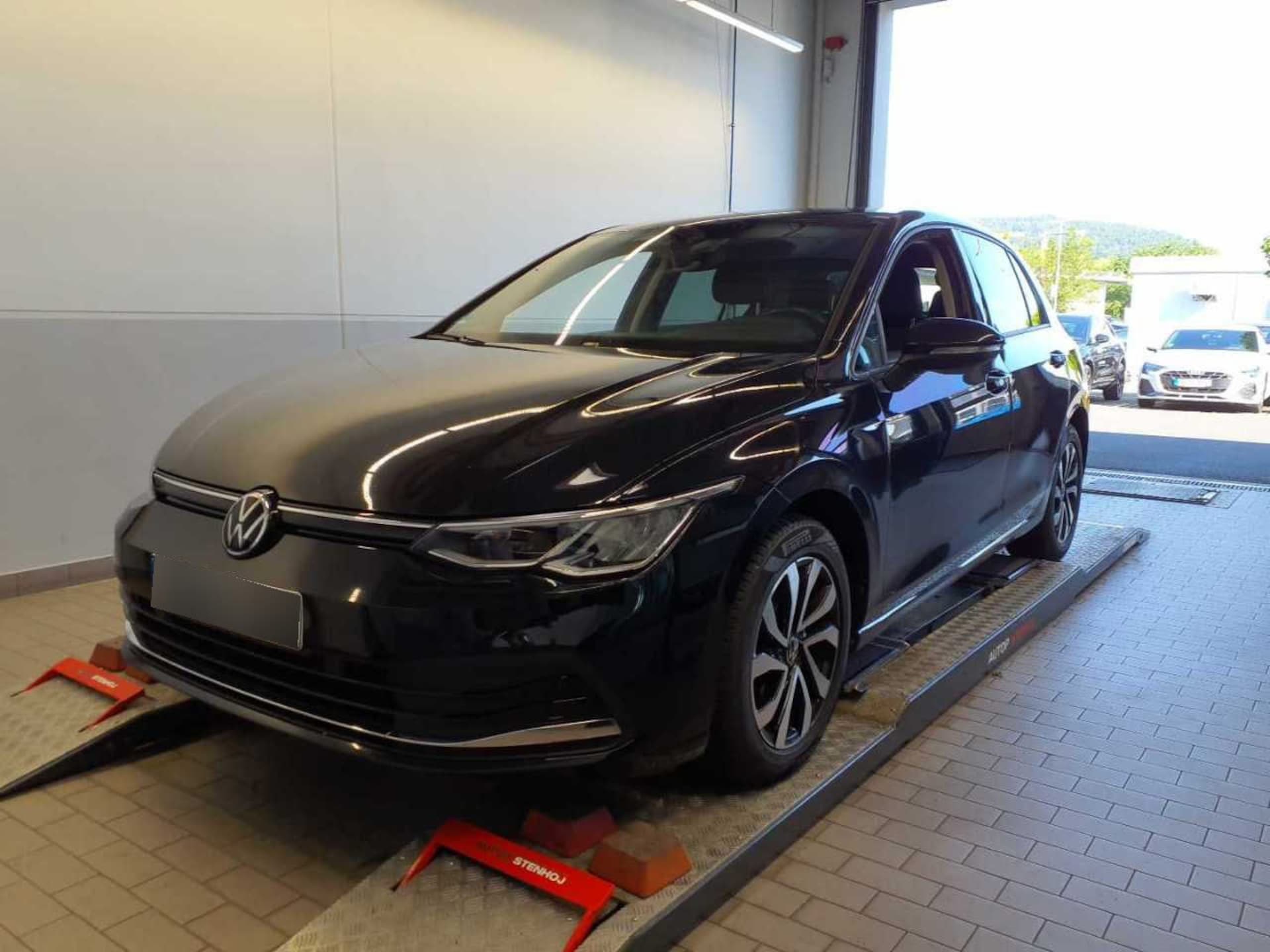 Volkswagen Golf Life