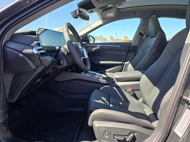 2026 Audi A6 Premium Plus - Photo 43