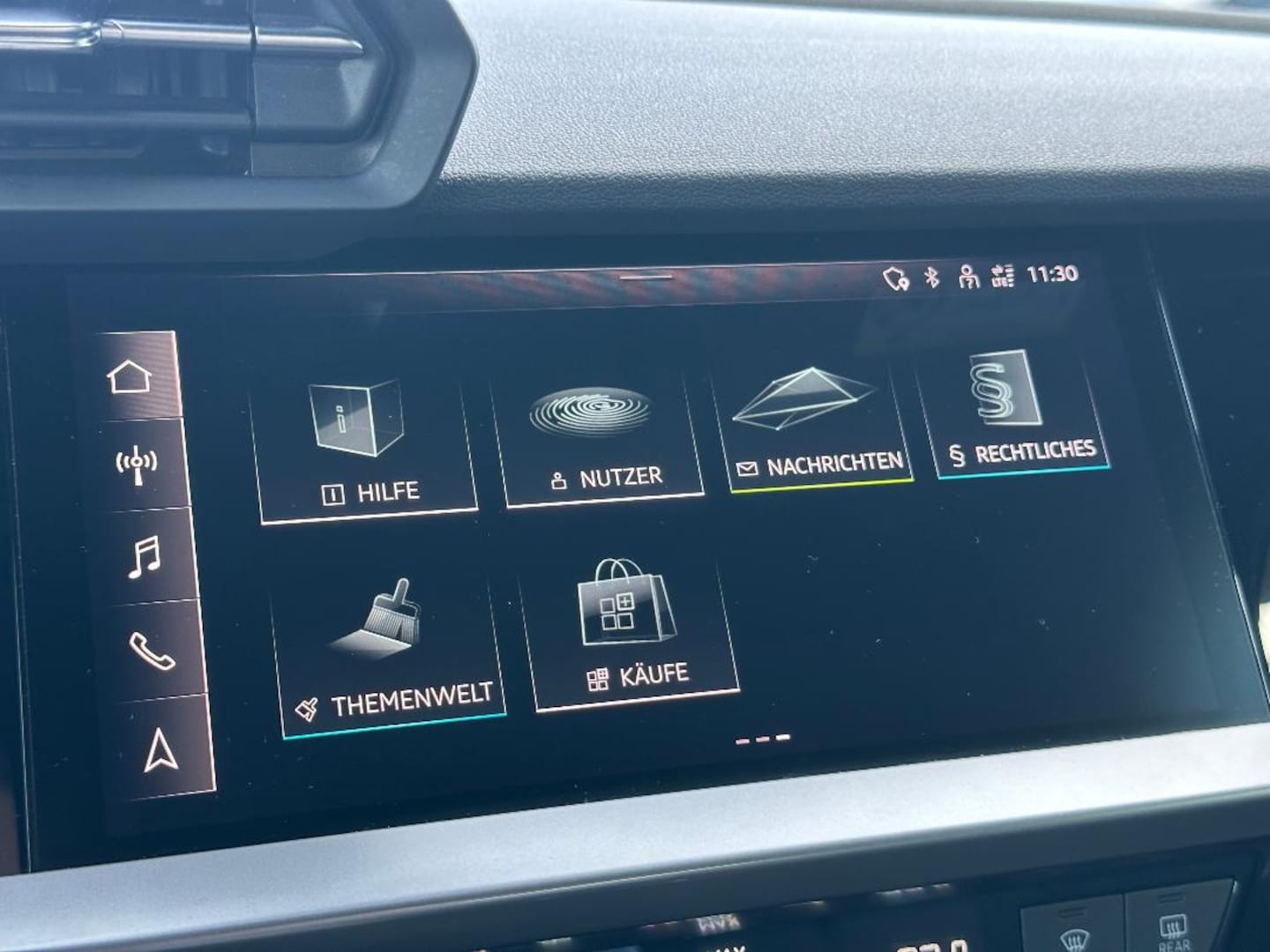 Bild über Audi A3 Sportback 30 TFSI Schaltgetriebe - für weitere Informationen kontaktieren Sie den Audi Partner
