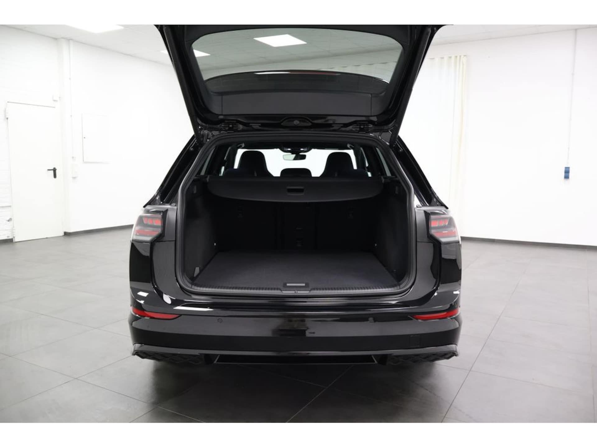 Volkswagen Golf Variant R-Line