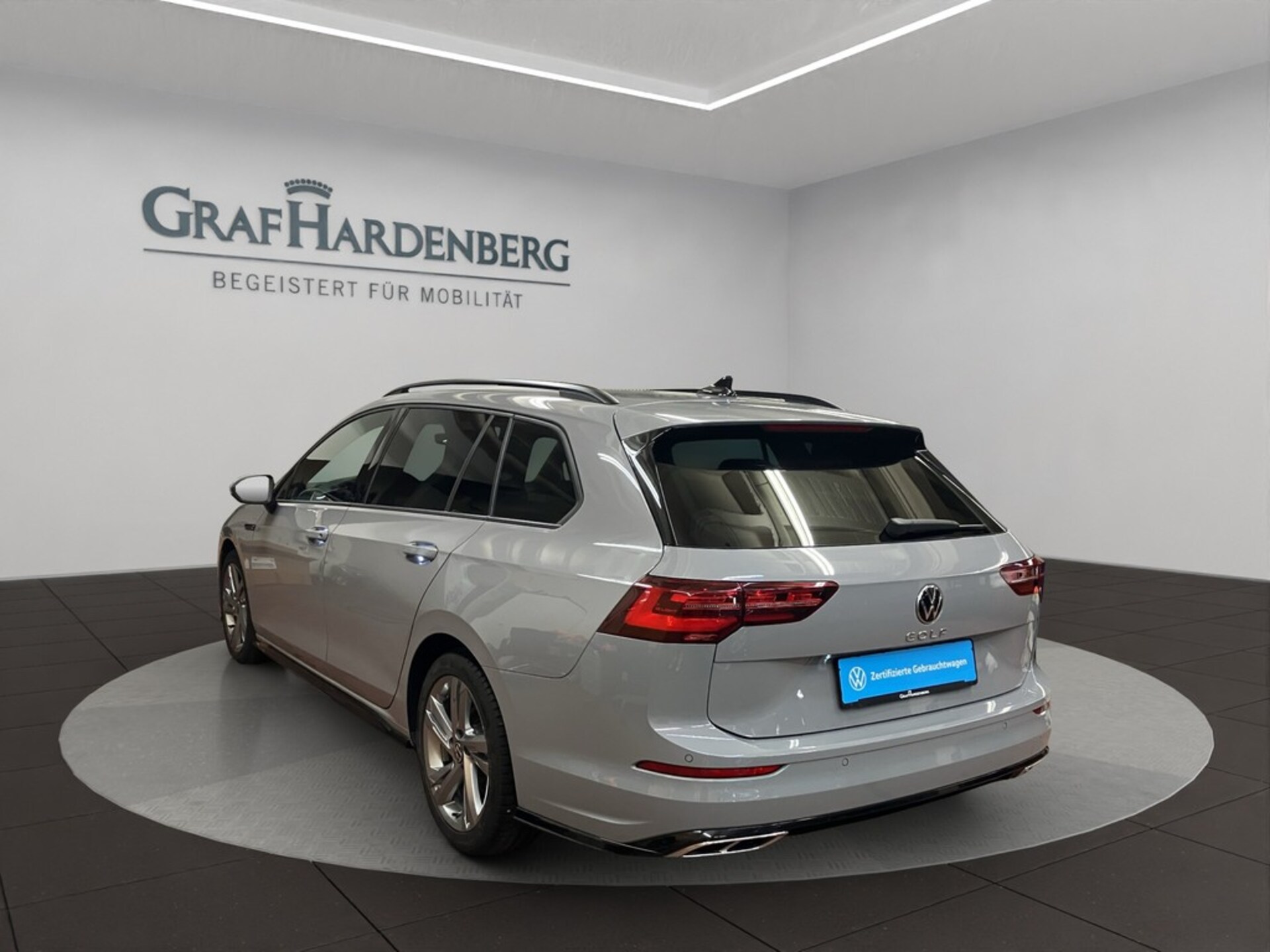 Volkswagen Golf Variant R-Line