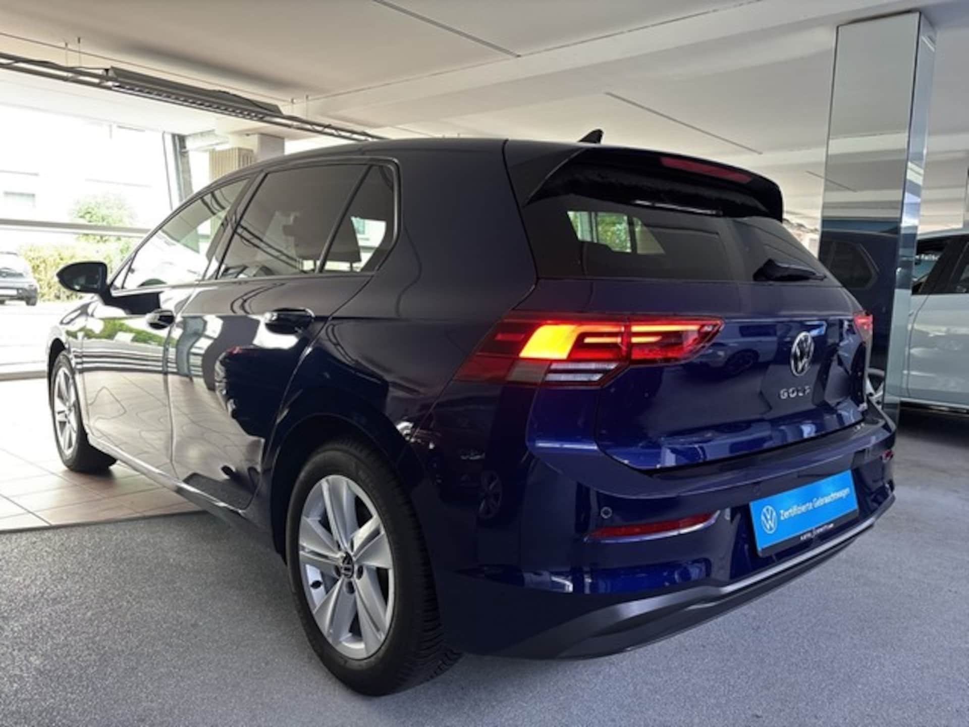 Volkswagen Golf Life
