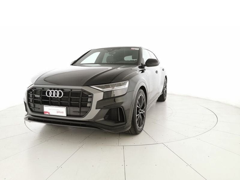 Immagine di Audi Q8 Sport 55 TFSI quattro 250 kW (340 CV) tiptronic - Vista: for more details contact your dealer