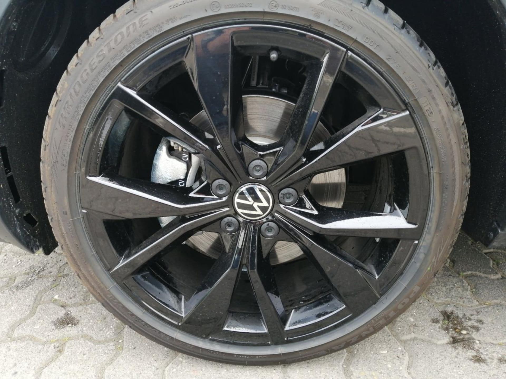 Volkswagen T-Roc R-Line