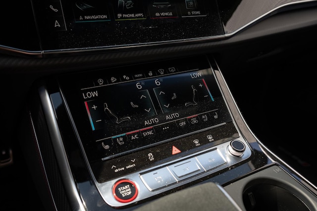 2026 Audi RS Q8 Base - Photo 57