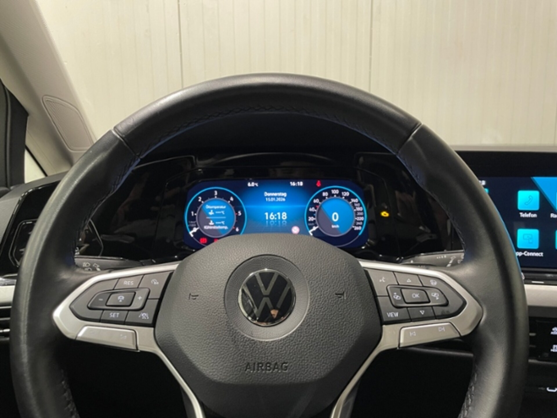 Volkswagen Golf Variant Life