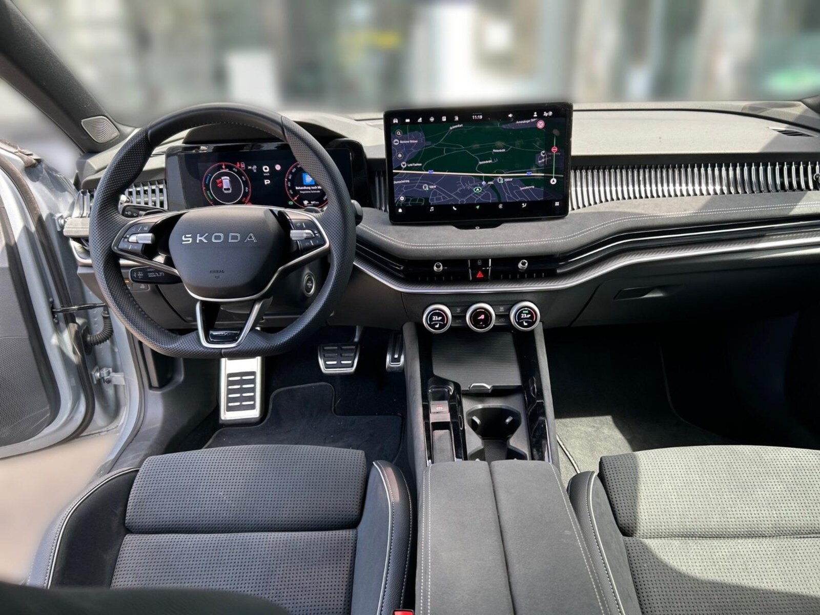Škoda Superb Combi – Bild 13