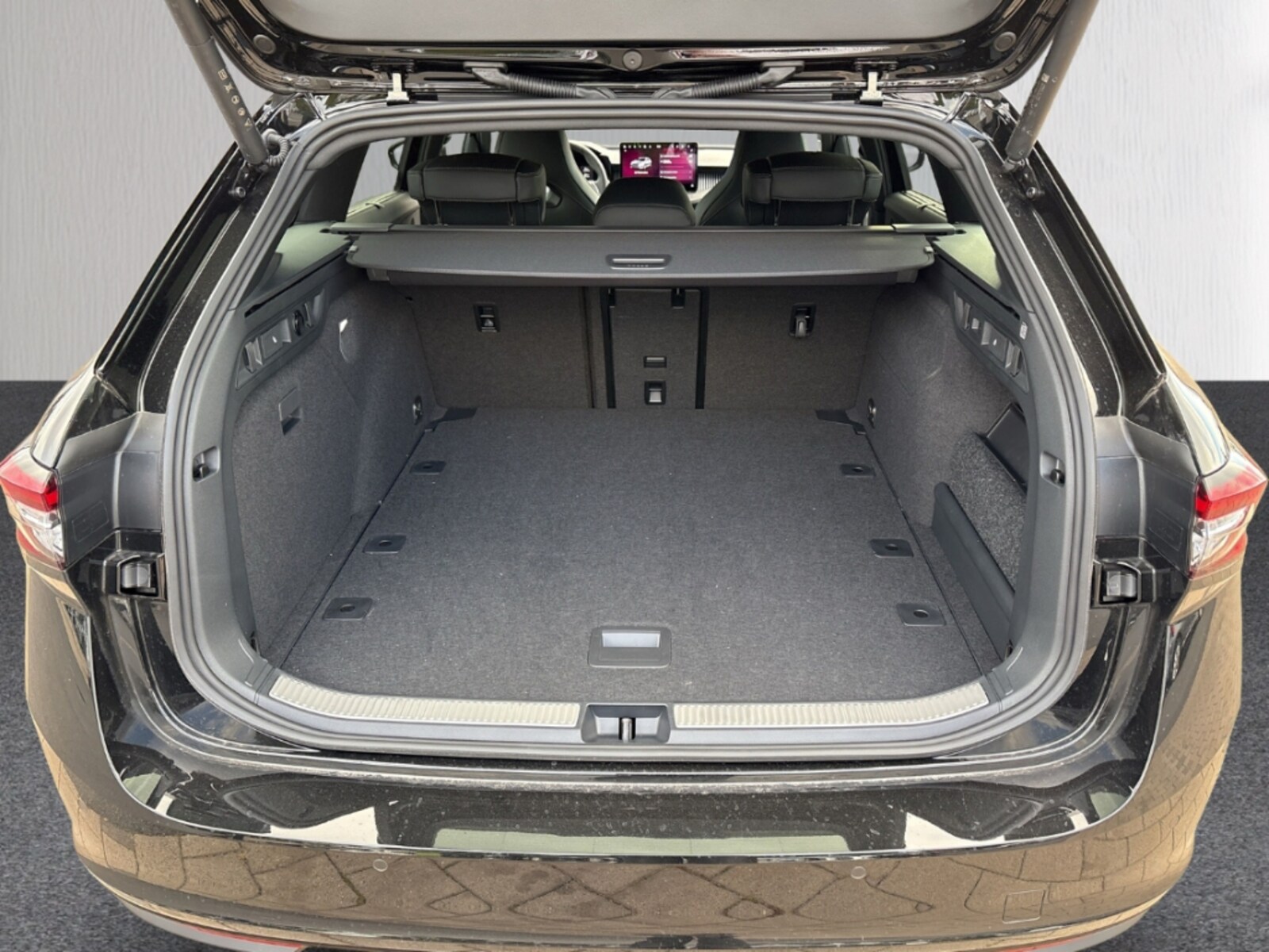 Škoda Superb Combi – Bild 10