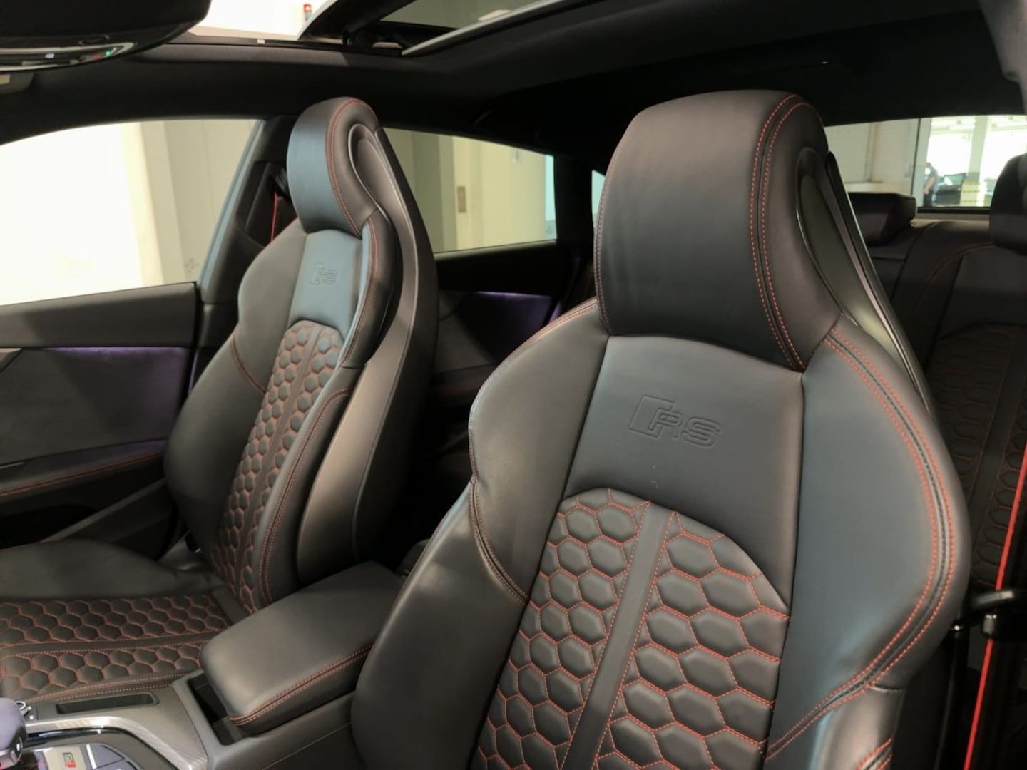 Bild über Audi RS 5 Sportback TFSI quattro tiptronic - für weitere Informationen kontaktieren Sie den Audi Partner