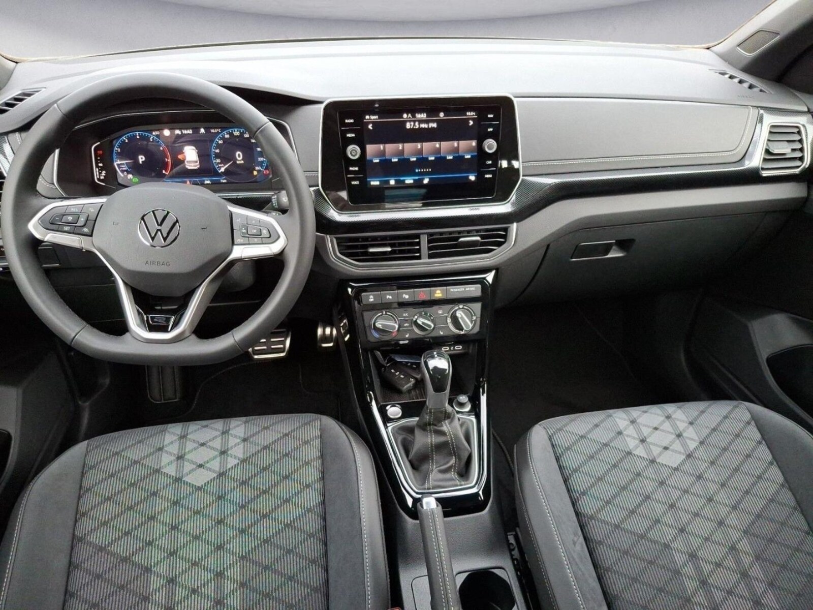 Volkswagen T-Cross – Bild 11
