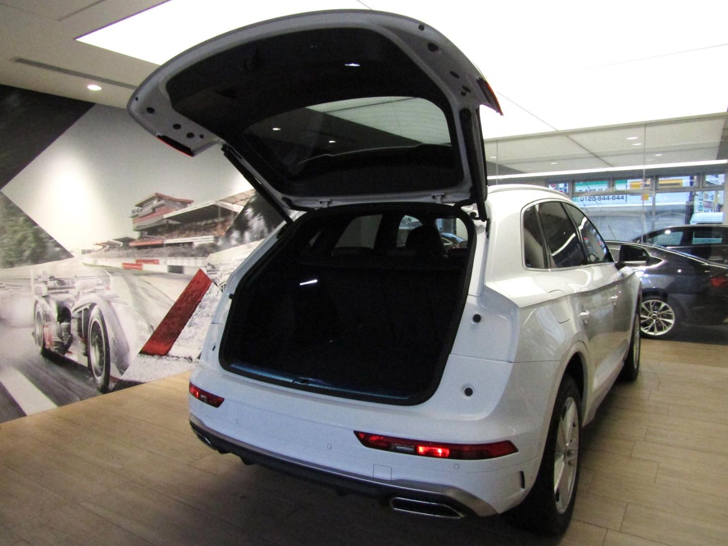 Image about Audi Q5 40 TDI quattro S line 150(204) kW(PS) S tronic