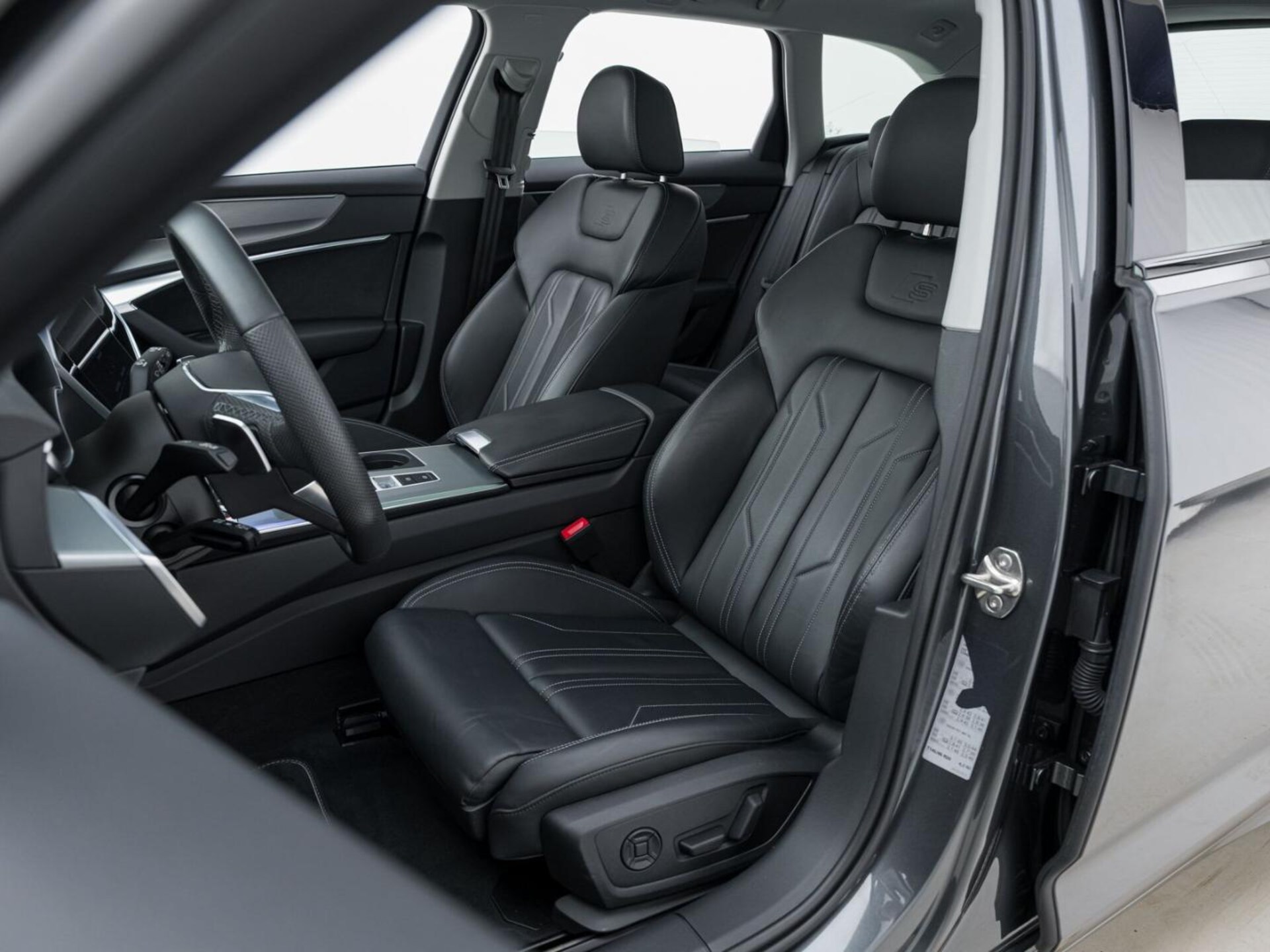 Audi S6 Avant