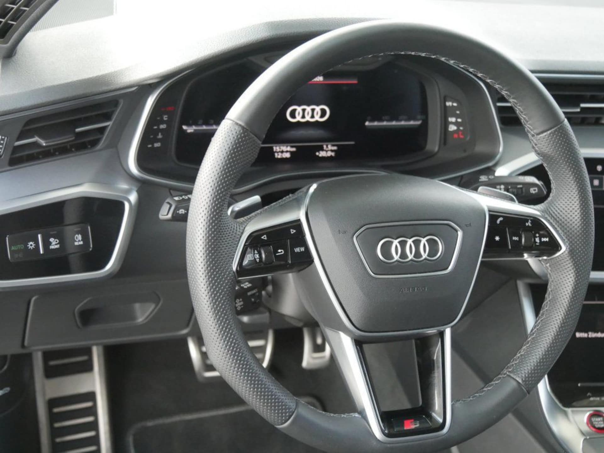 Audi S6 Avant
