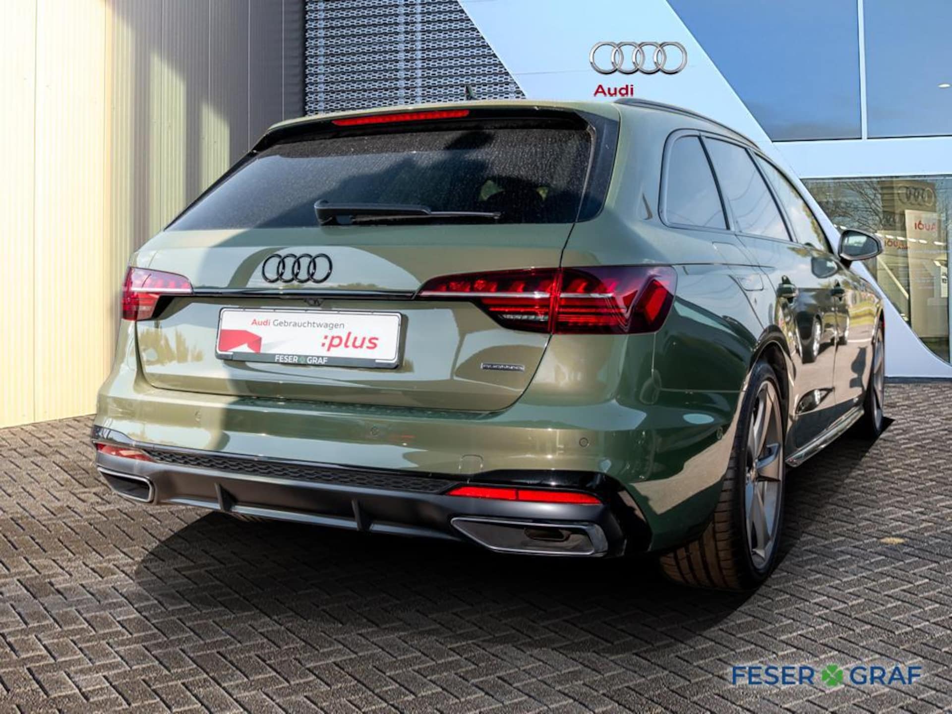 Audi A4 Avant S line