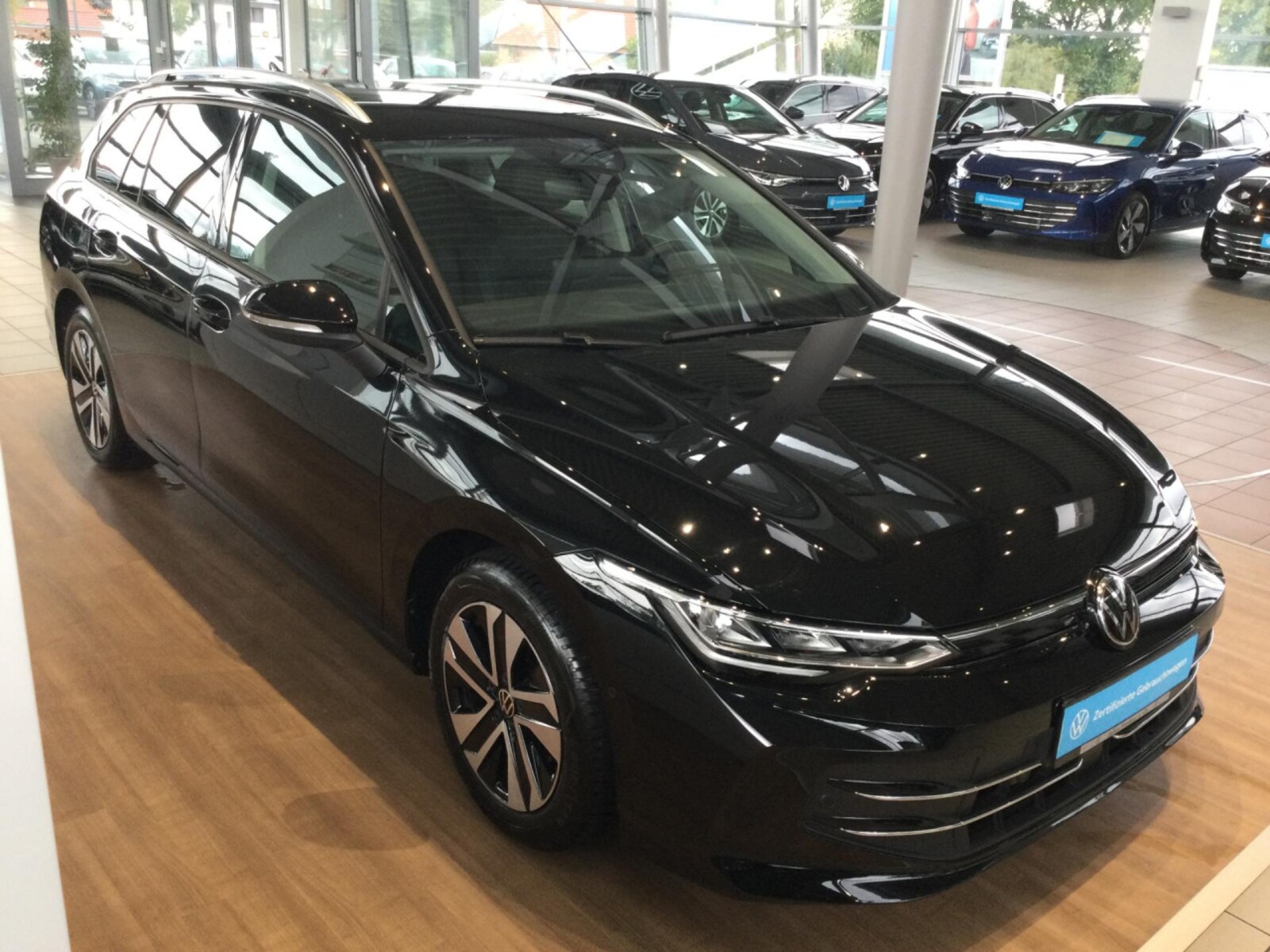 Volkswagen Golf Variant – Bild 4