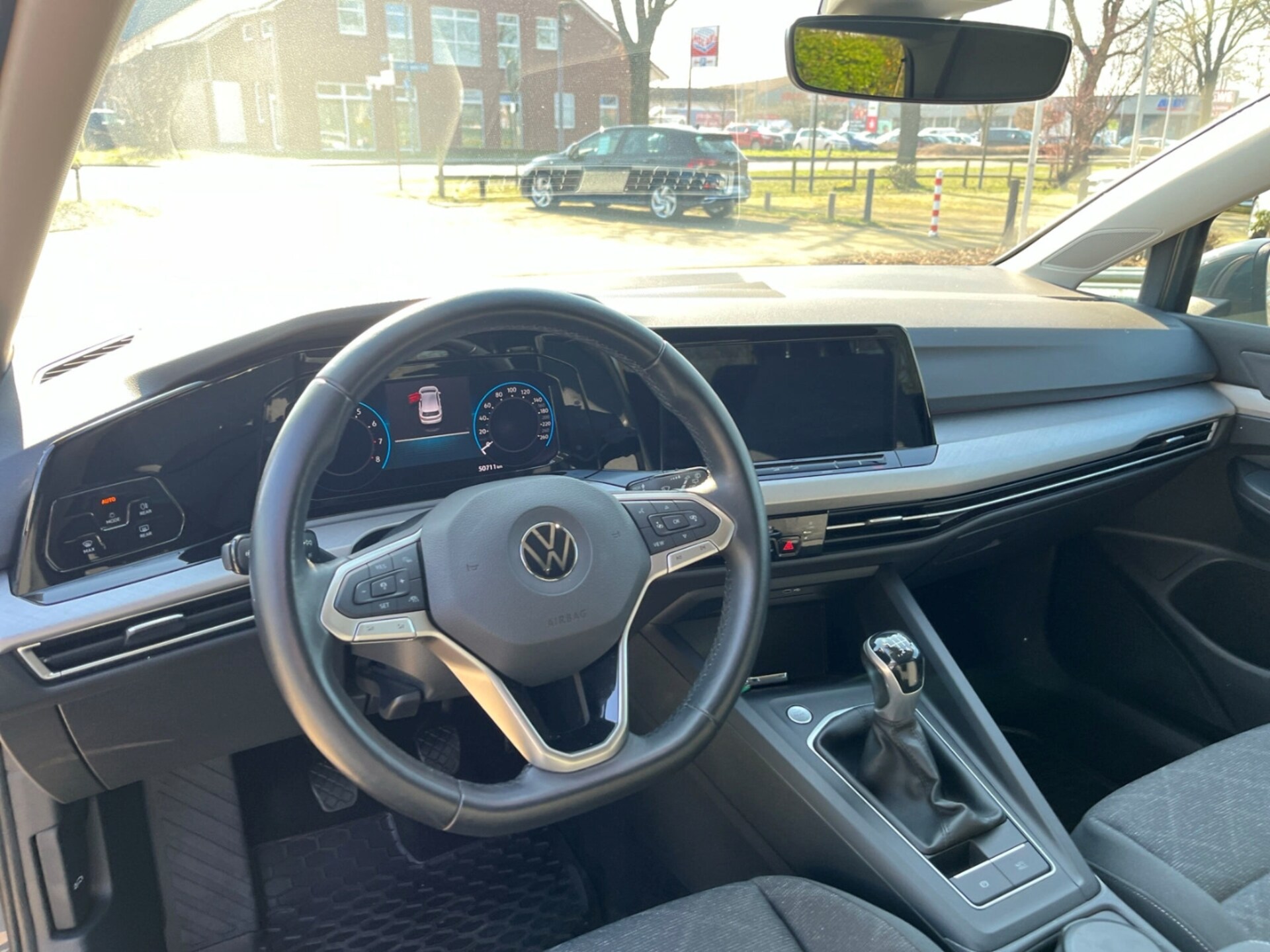 Volkswagen Golf Life