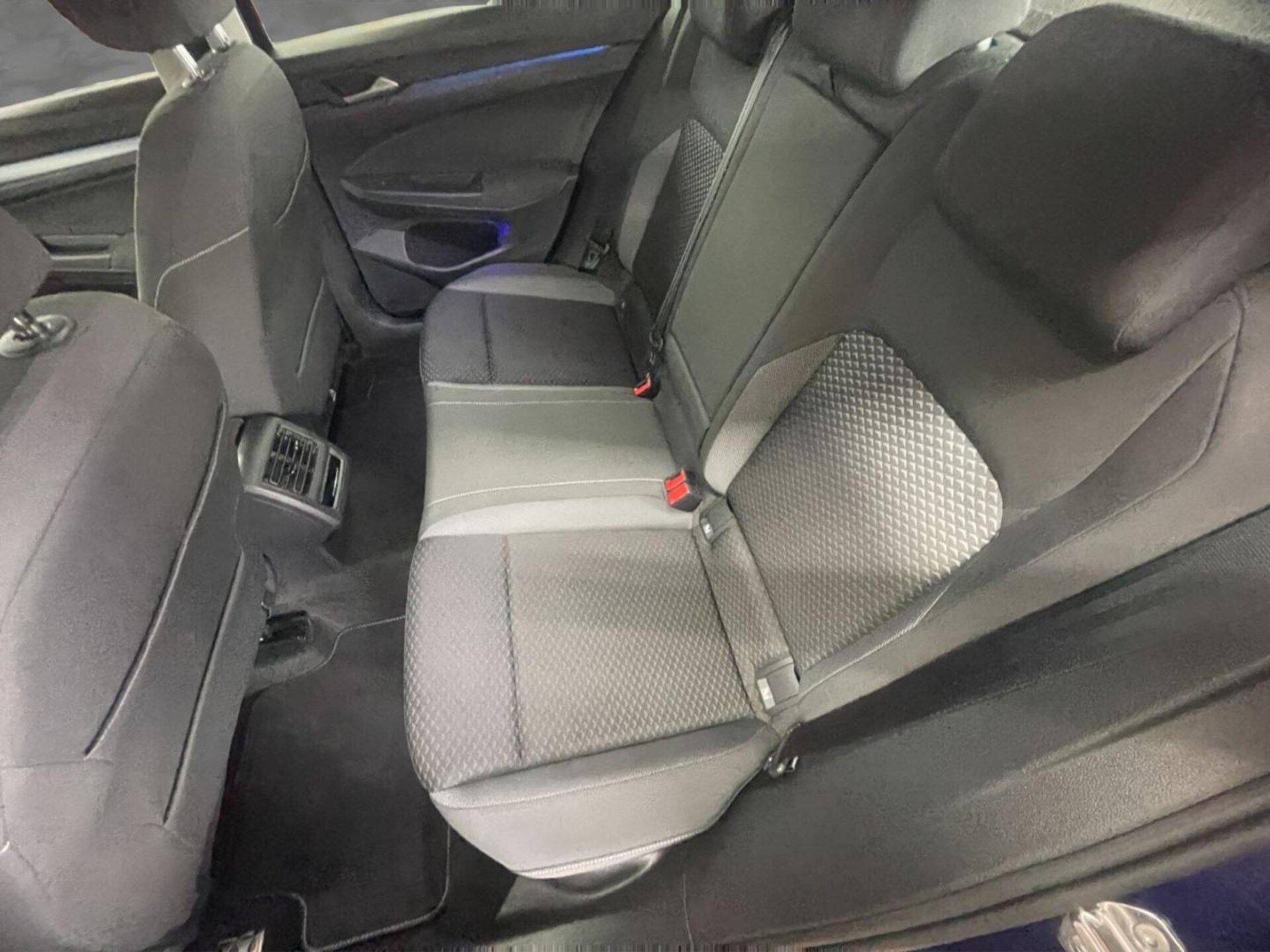 Volkswagen Golf Active